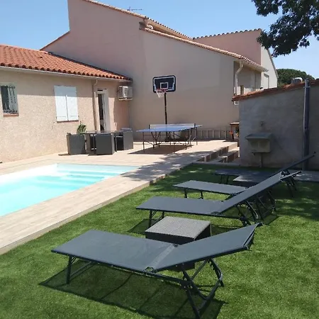 Βίλα Avec Piscine Et Terrain De Petanque *